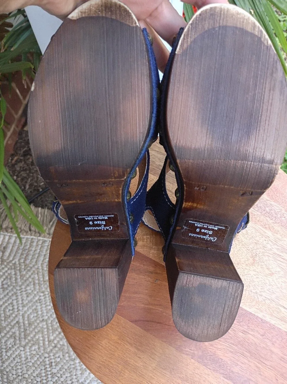 CALIFORNIANS VINTAGE COLLECT SZ 9 STUDDED NAVY SUEDE CLOGS HEELS HIPPIE BOHO LN - Picture 9 of 12